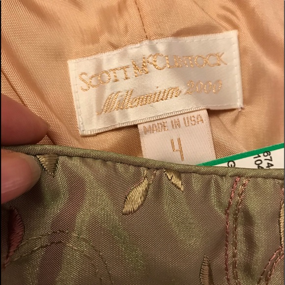 Scott McClintock
Bronze/Sage embroidered strapless - Picture 8 of 8